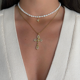 Mary - Collier pendentif croix plaqué or 18 carats