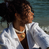 Irene - Collier perles d'eau douce véritables pendentif soleil plaqué or 18 carats