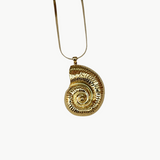 Ariel - Collier coquillage plaqué or 18 carats