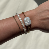 Nancy - Bracelet chaîne & perle d’eau douce baroque