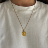 Bonnie - Collier médaillon rond texturé plaqué or 18 carats