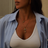 Mary - Collier pendentif croix plaqué or 18 carats