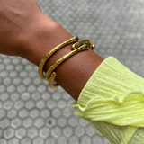 Aro - Bracelet jonc texturé plaqué or 18 carats